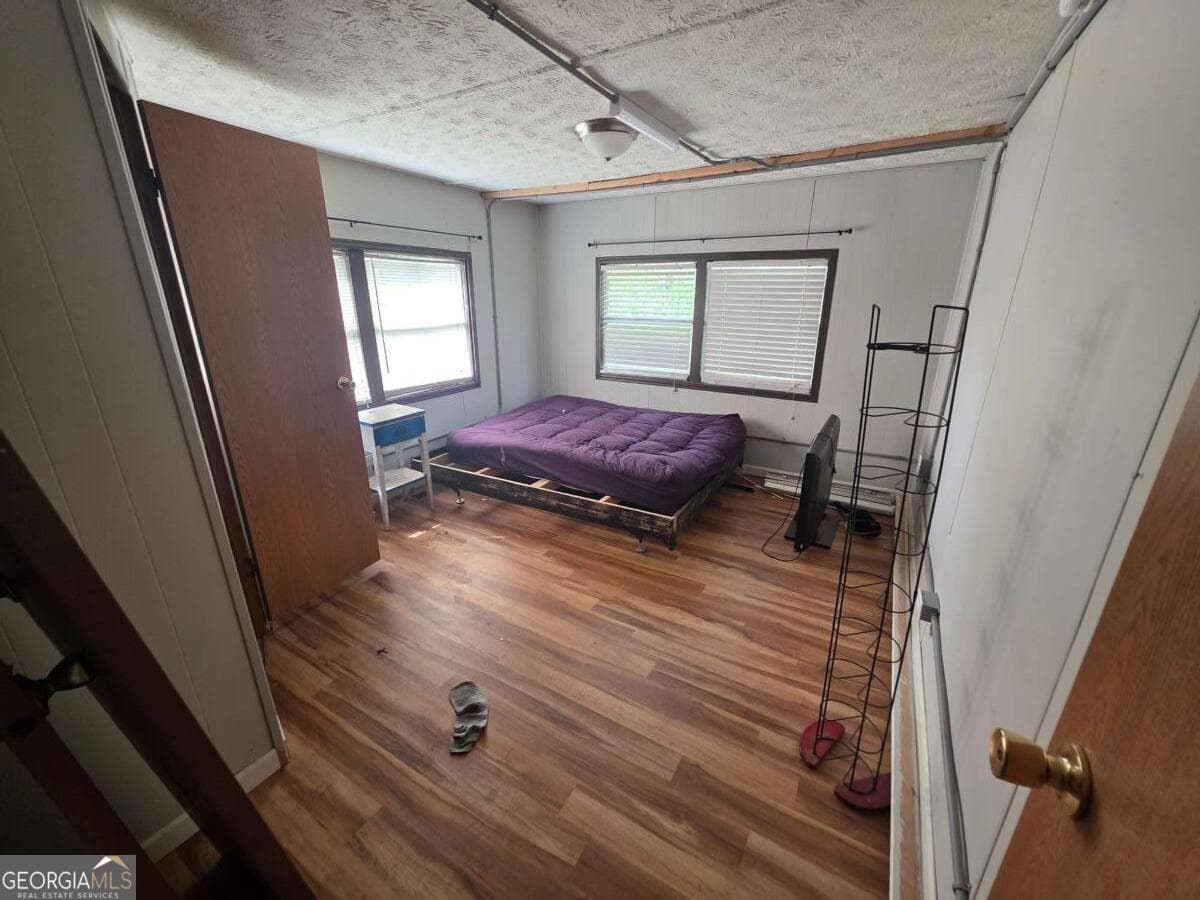 330 Augusta Ave — photo 10