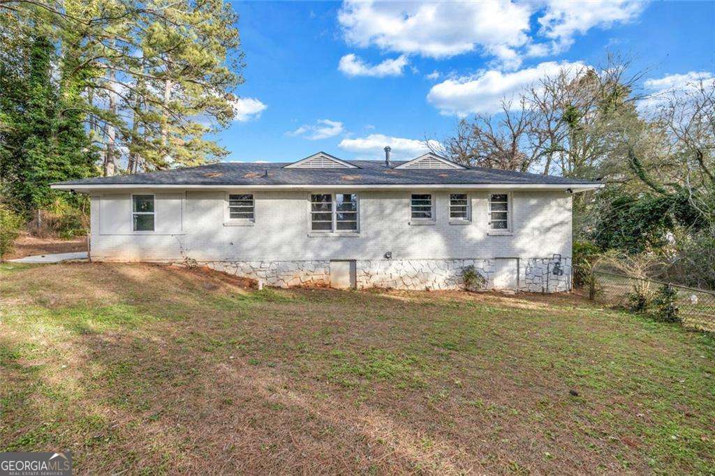 2406 Tilson Rd — photo 15