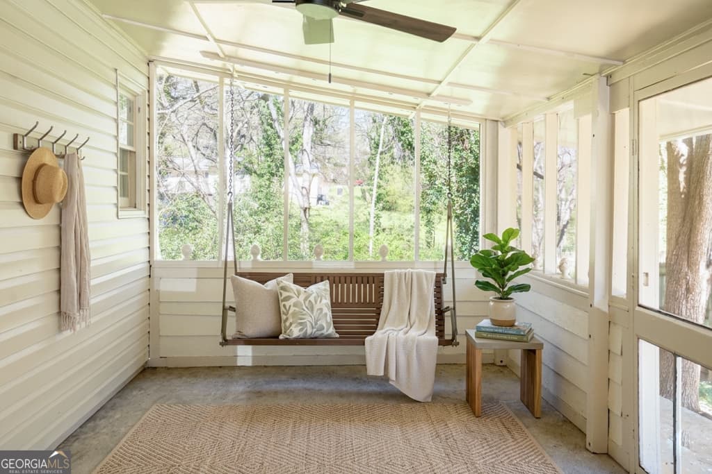 317 Jackson St — photo 31