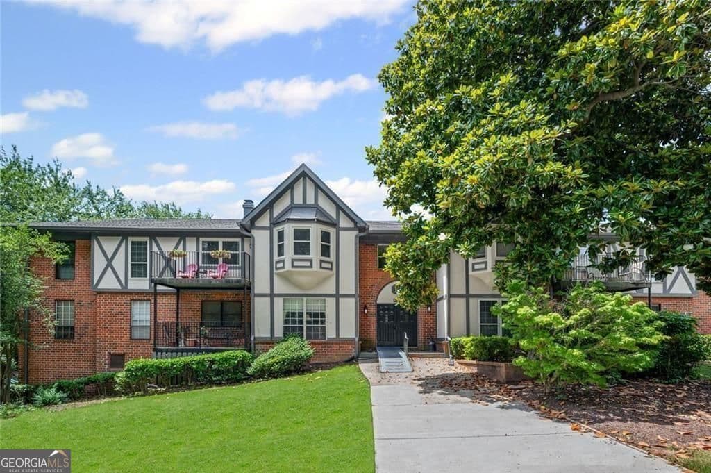 6851 Roswell Rd E-4 — photo 1