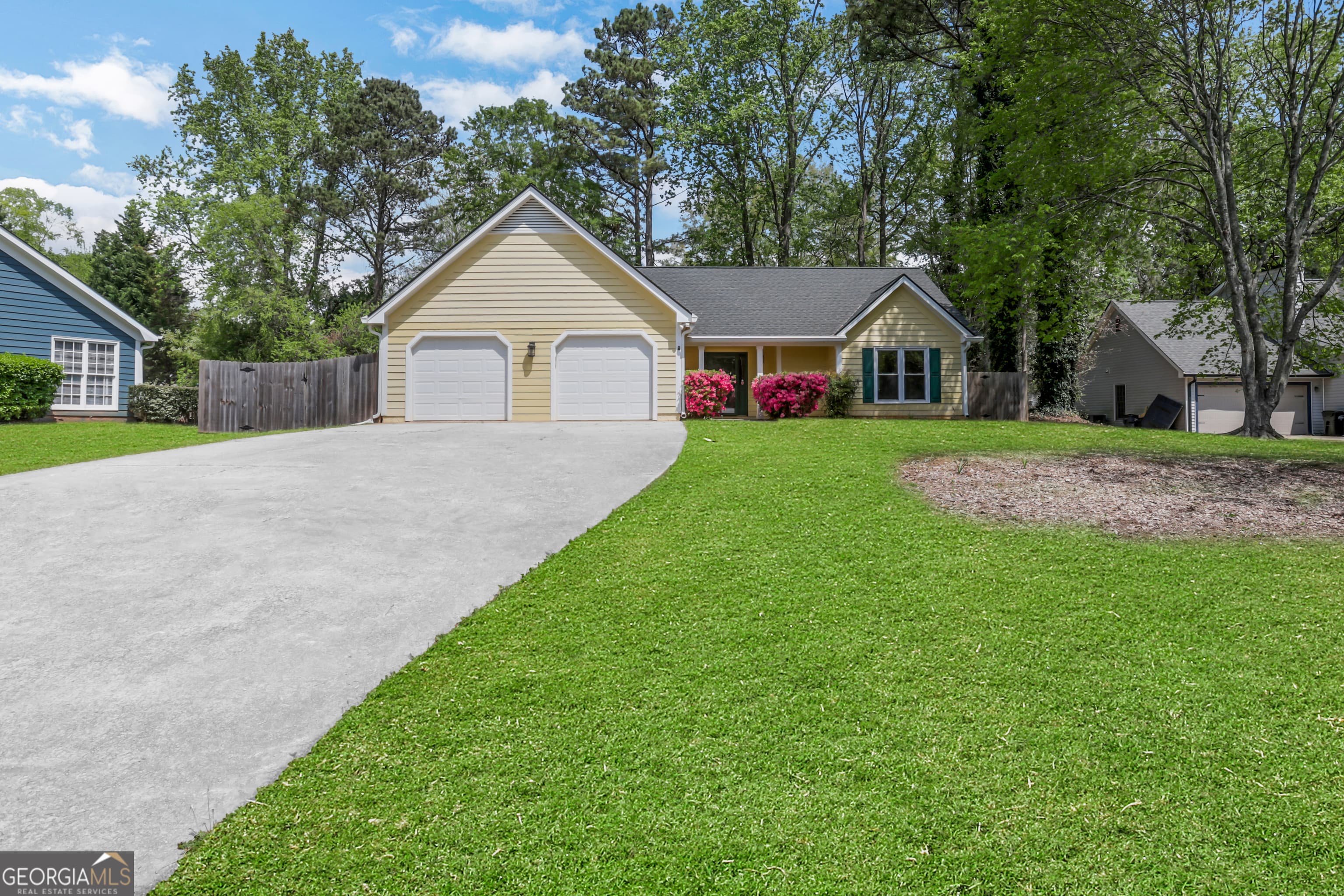 4655 Hampton Square Dr — photo 2