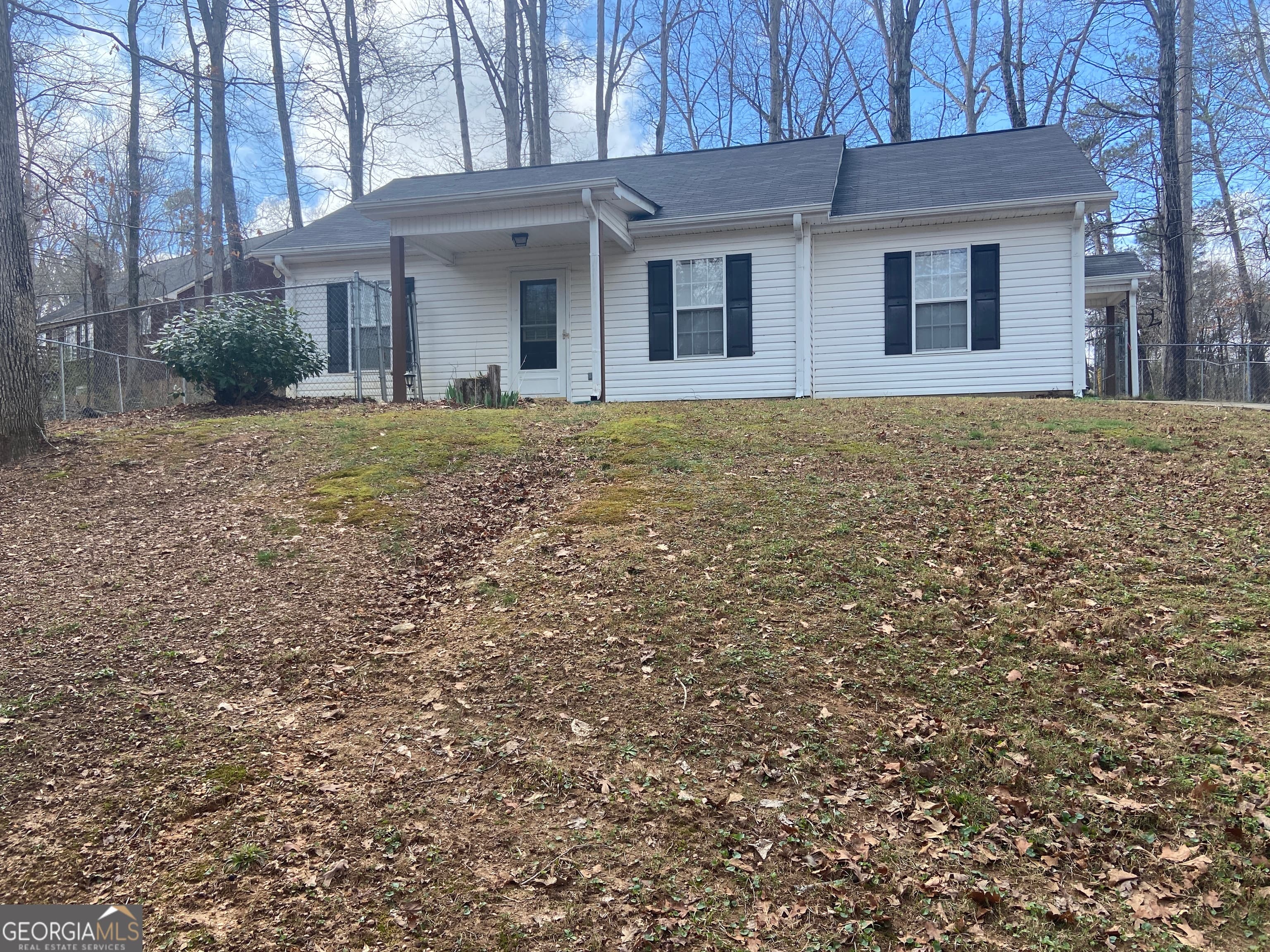 15 Twin Lakes Rd — photo 1