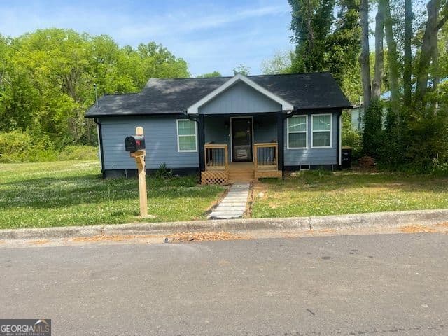 401 E 17th St — photo 2