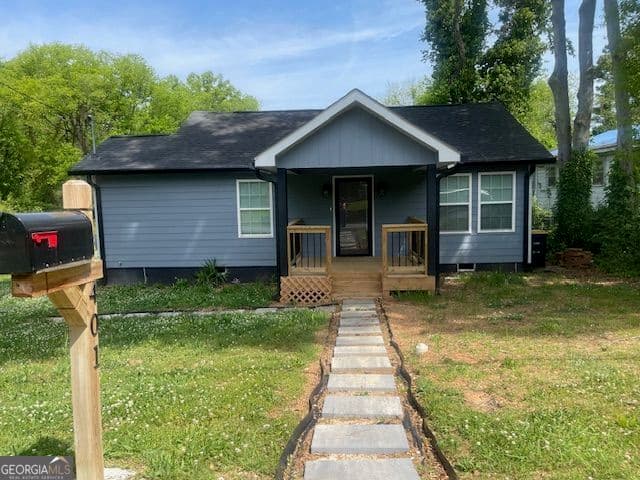 401 E 17th St — photo 1