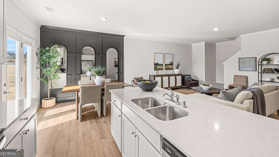 4945 Jatoba Rd 183 — photo 2