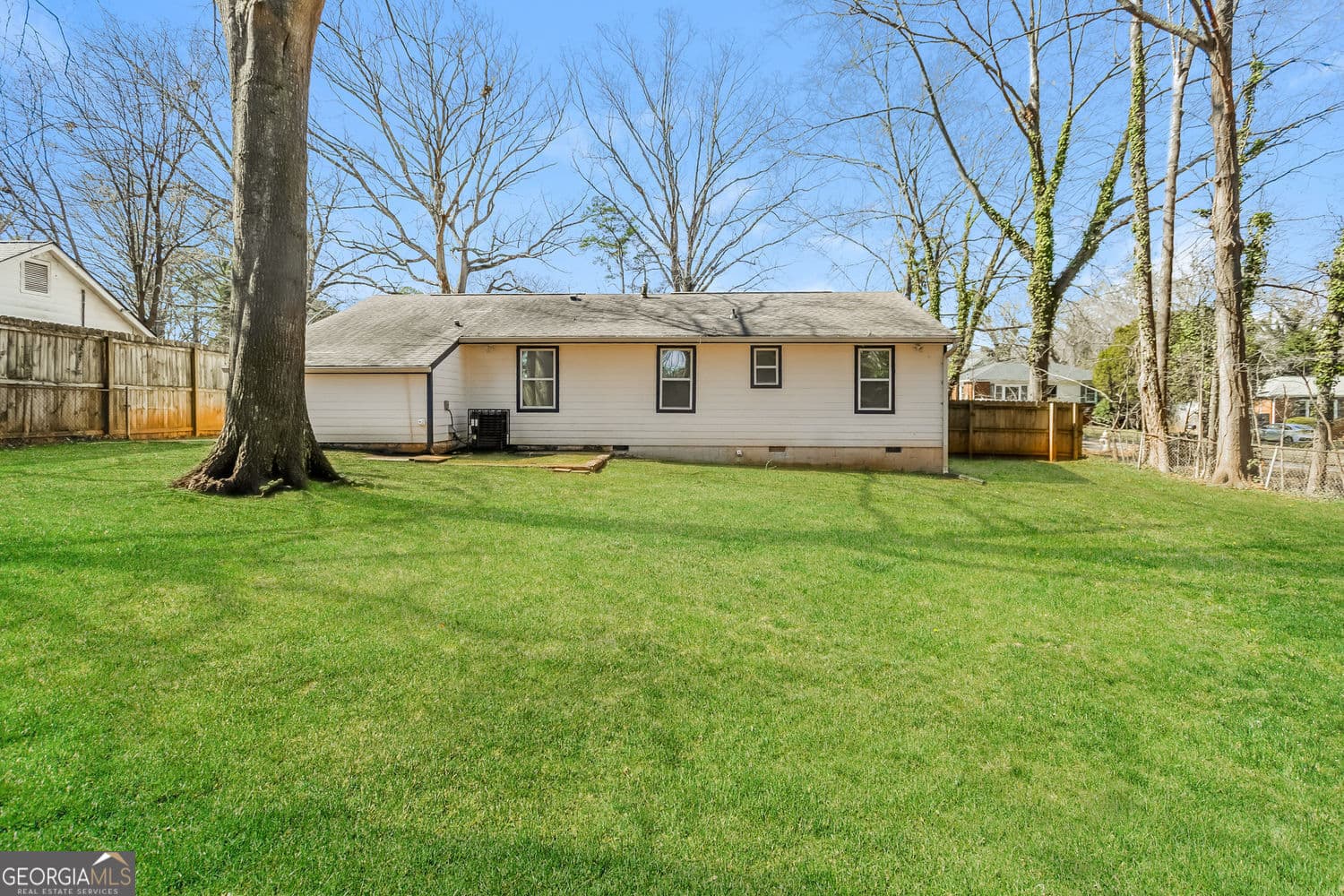 1440 Joy Ln — photo 24