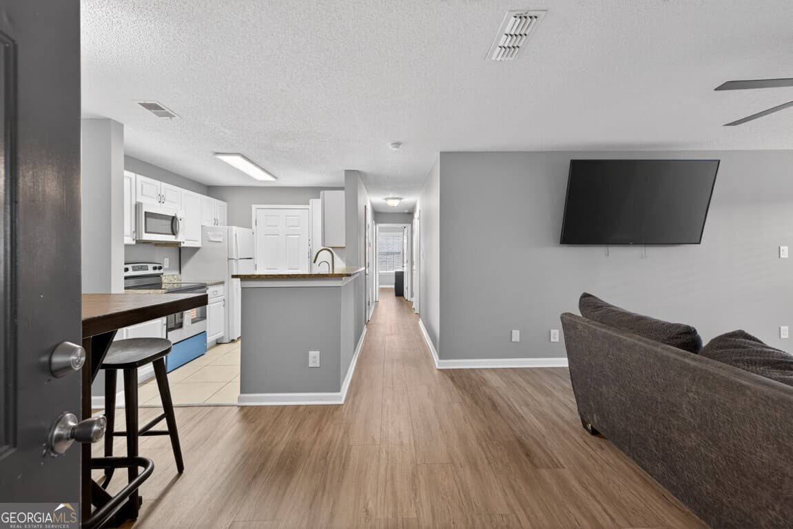 4102 Santa Fe Parkway — photo 2