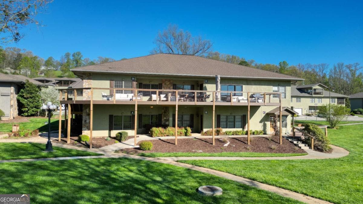 1688 Lakeview Dr — photo 39