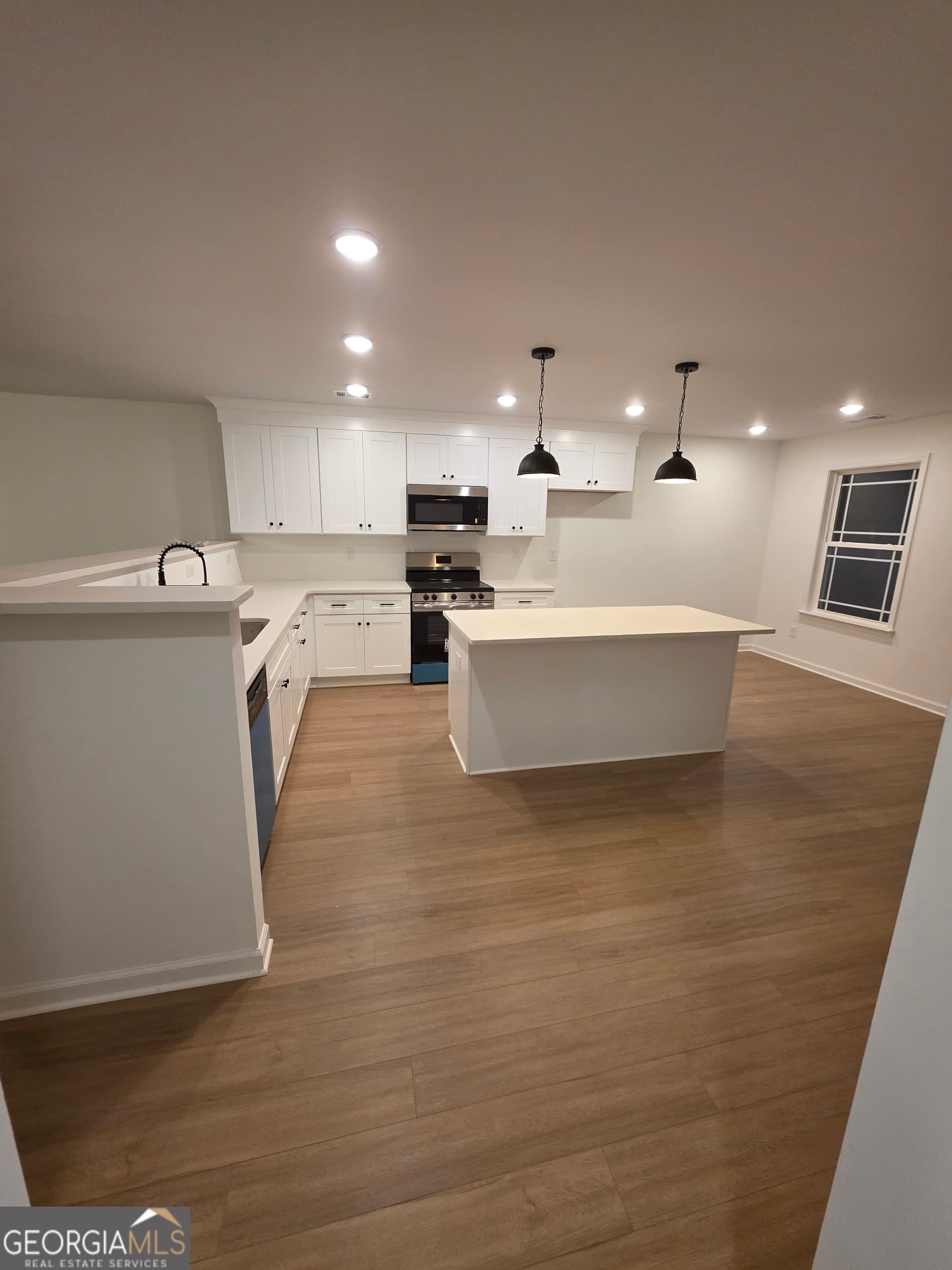 91 Holly Grove Rd — photo 2