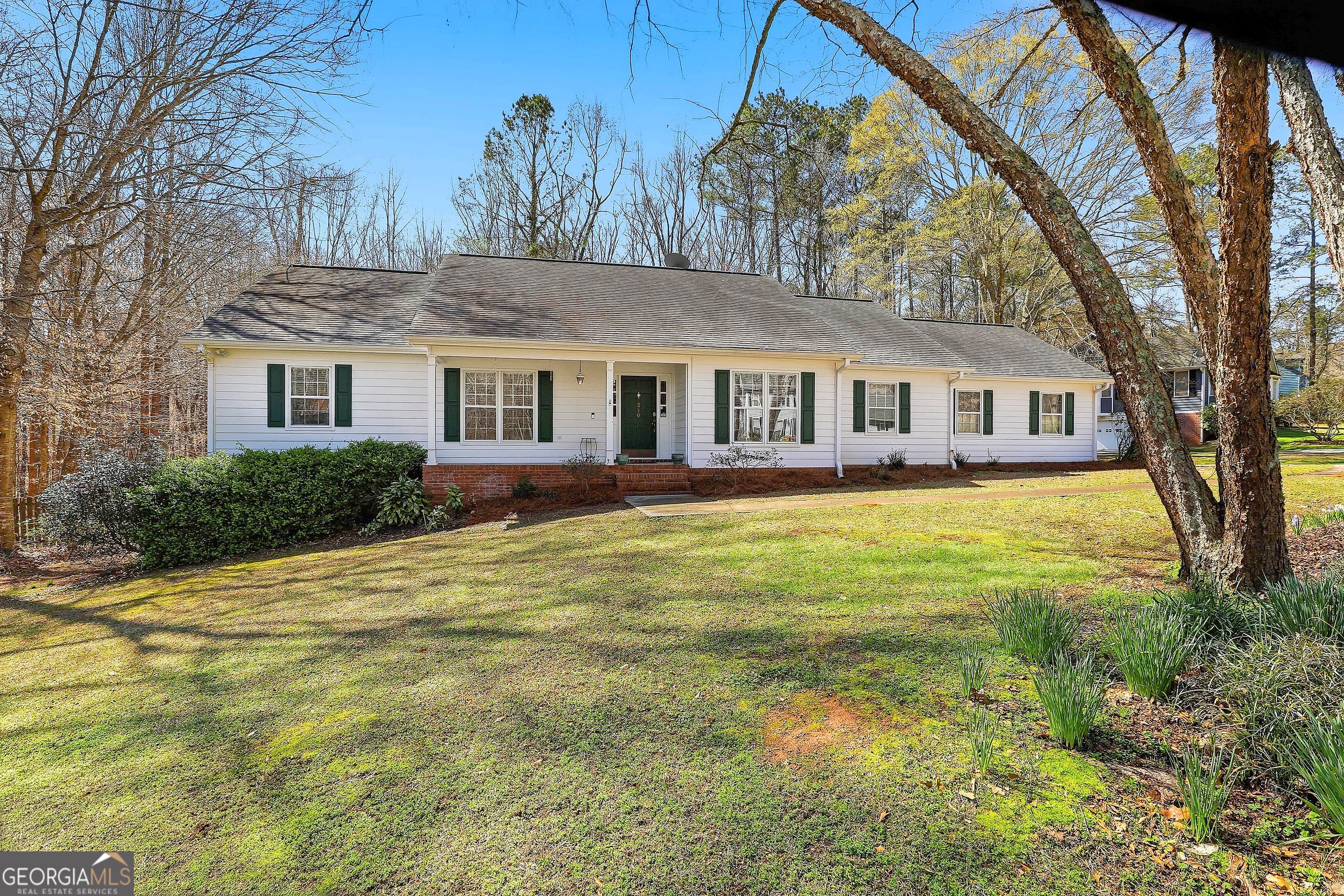 210 Felton Dr — photo 1