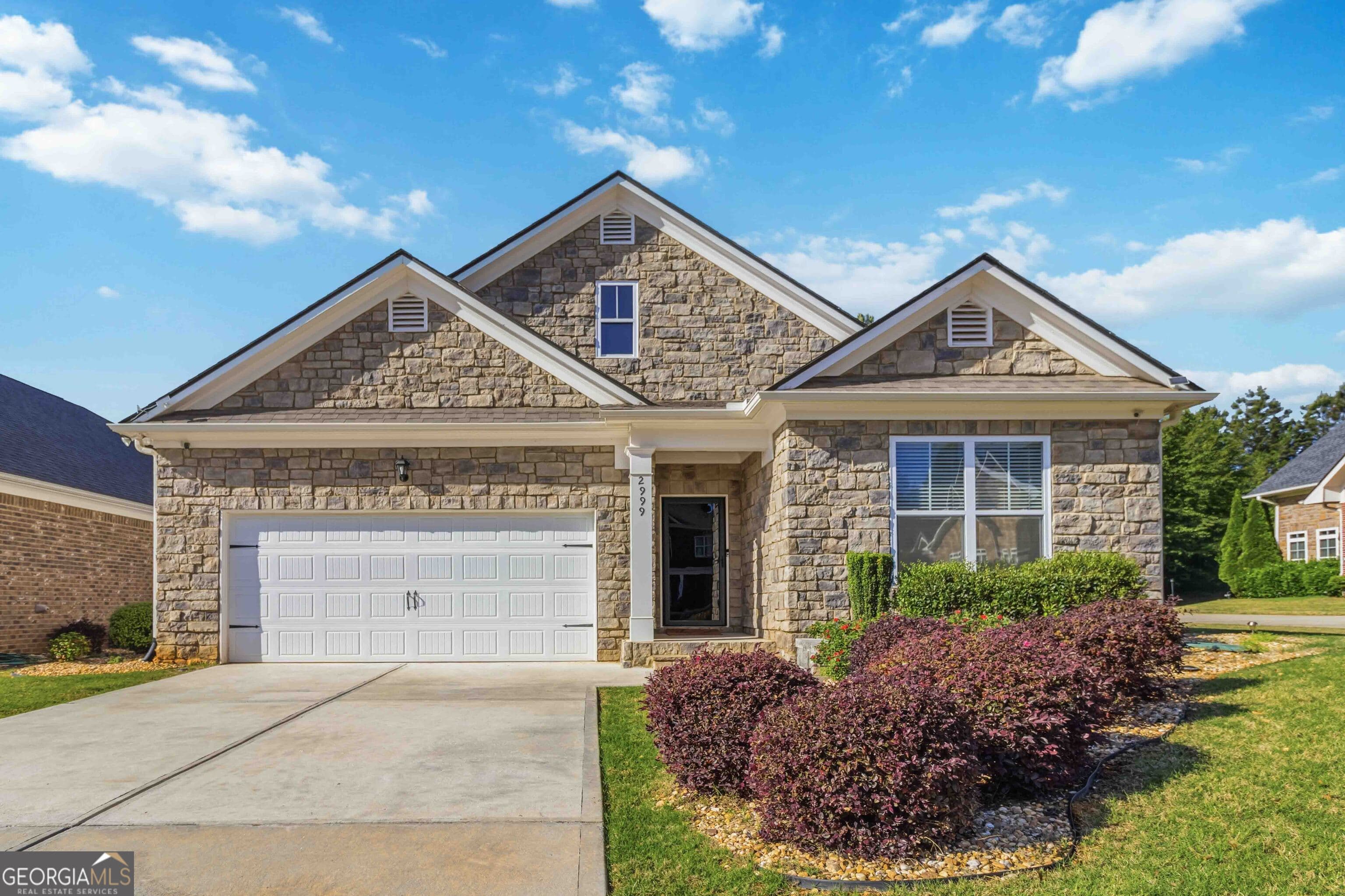 2999 Legacy Park Dr — photo 2