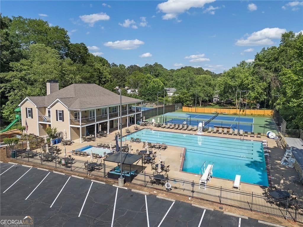 3521 Dunwoody Club Dr — photo 2