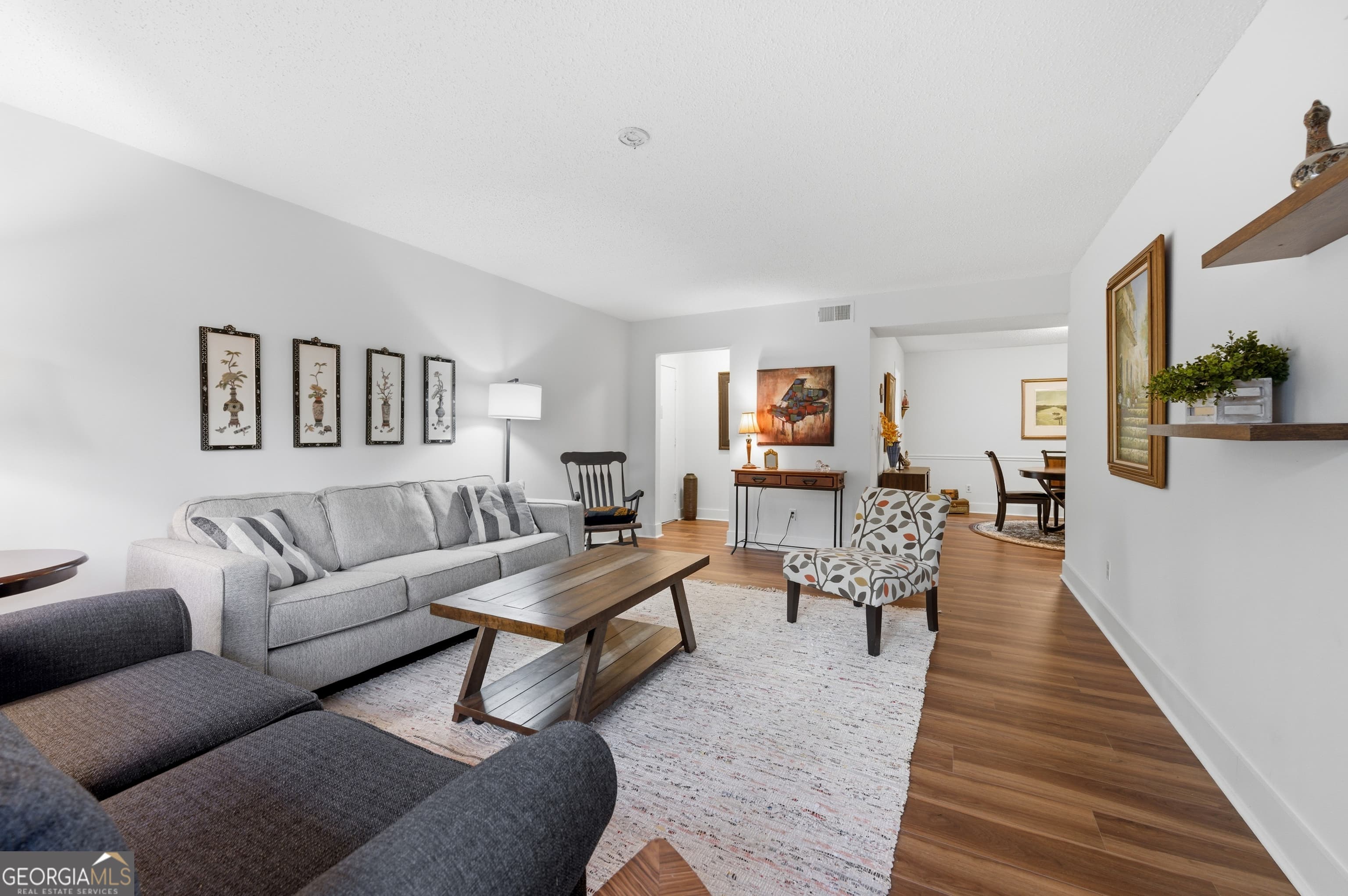 6851 Roswell Rd F15 — photo 2