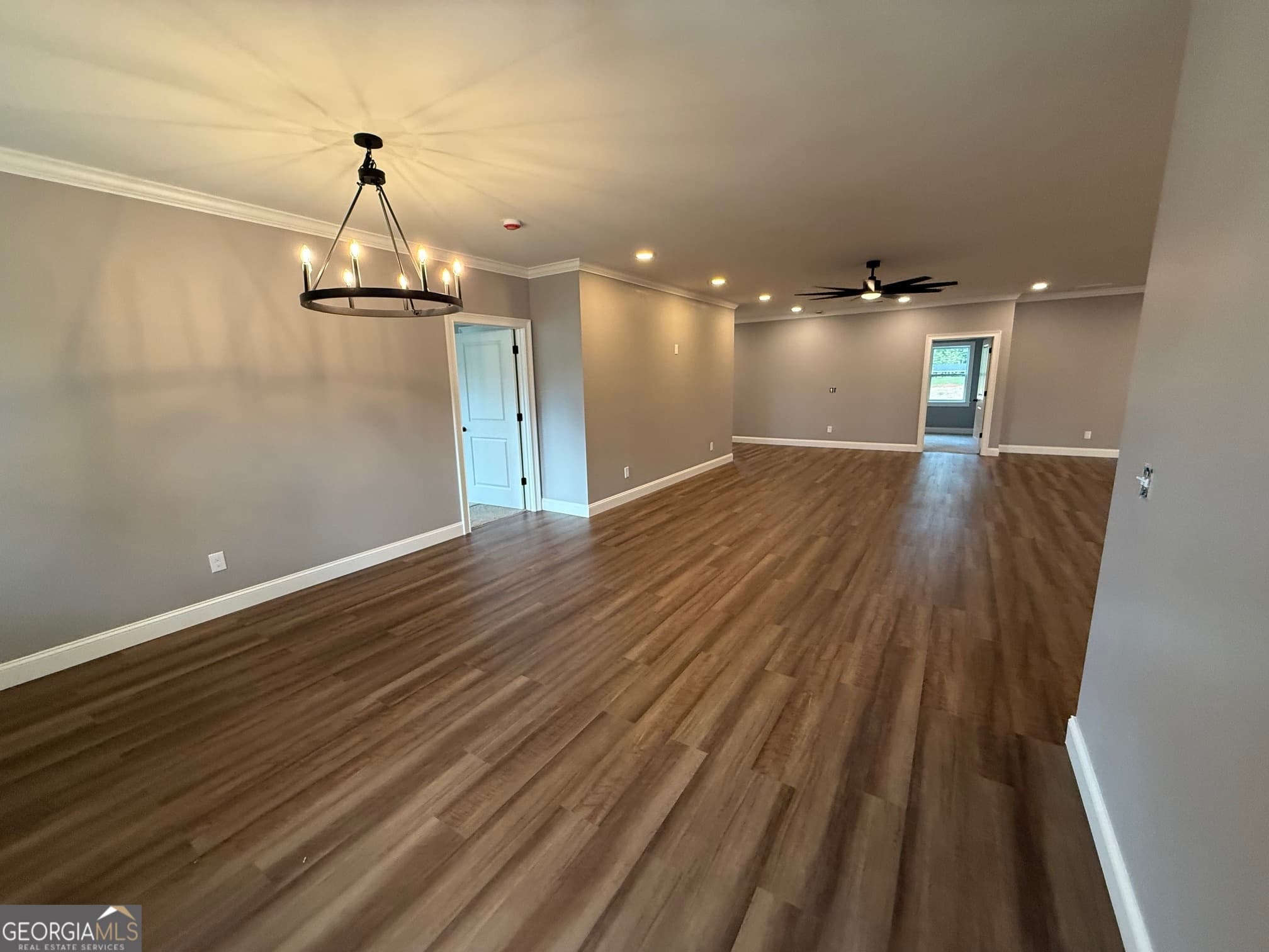 28 Beverly Ln — photo 2