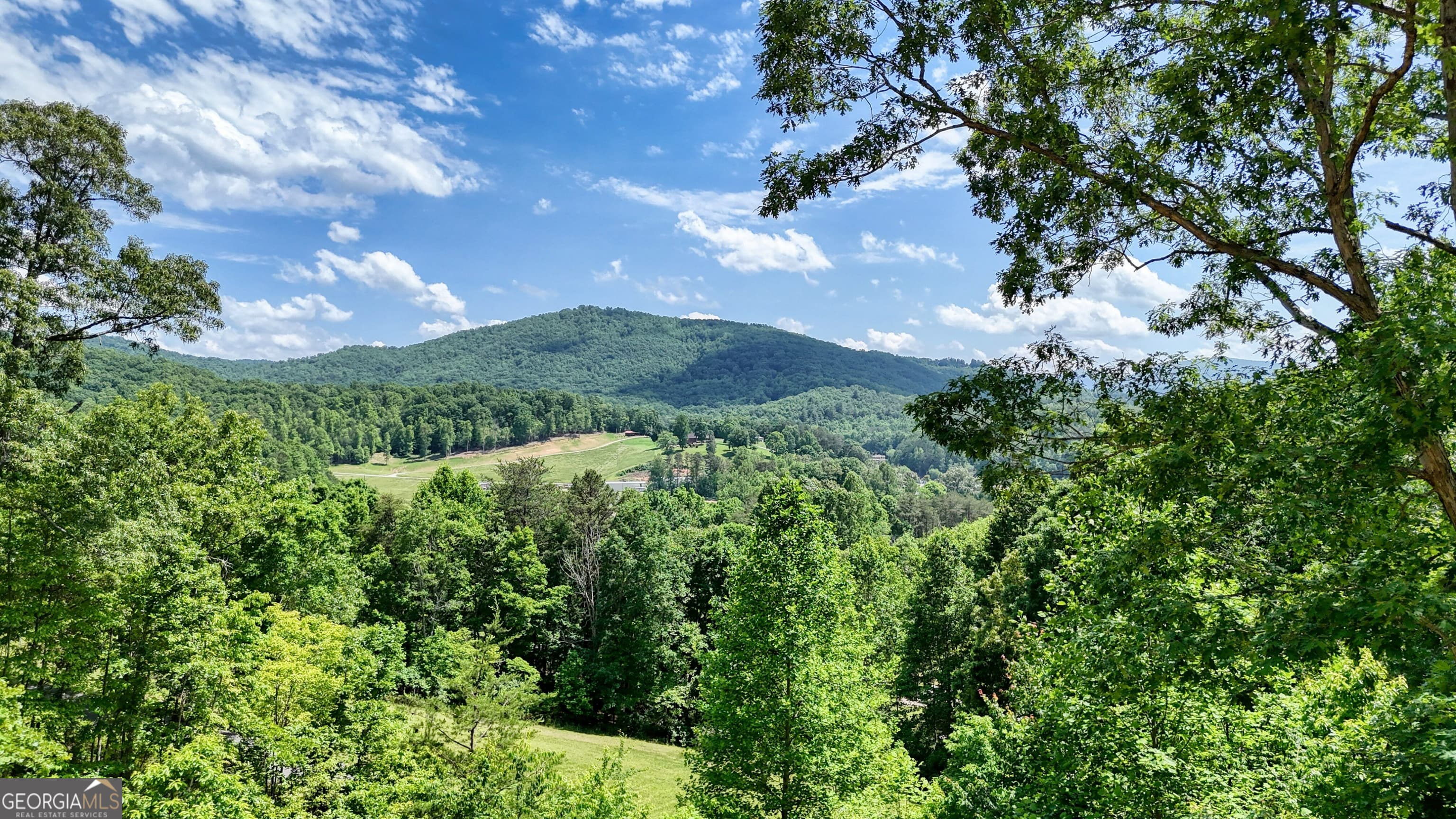 64 Town View Circle — photo 2