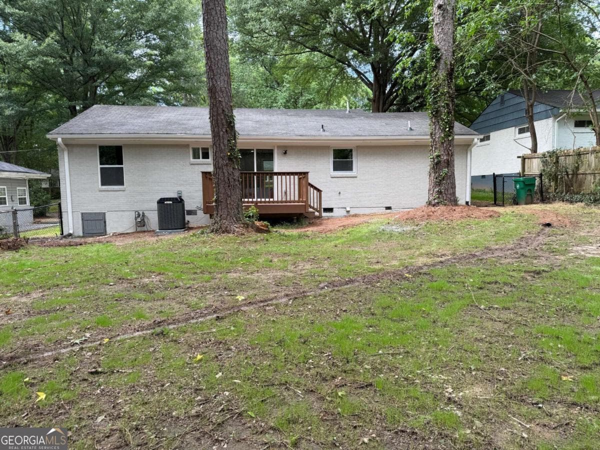 2943 Westbury Dr — photo 25