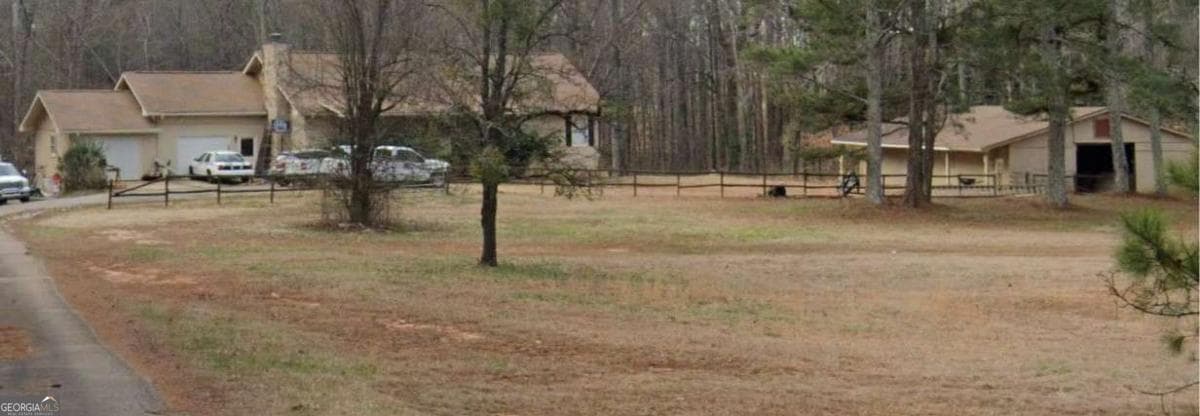 3545 Rollins Rd — photo 1