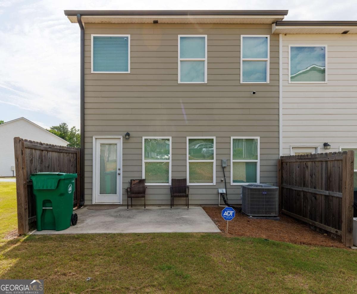 3375 Highbury Way — photo 21