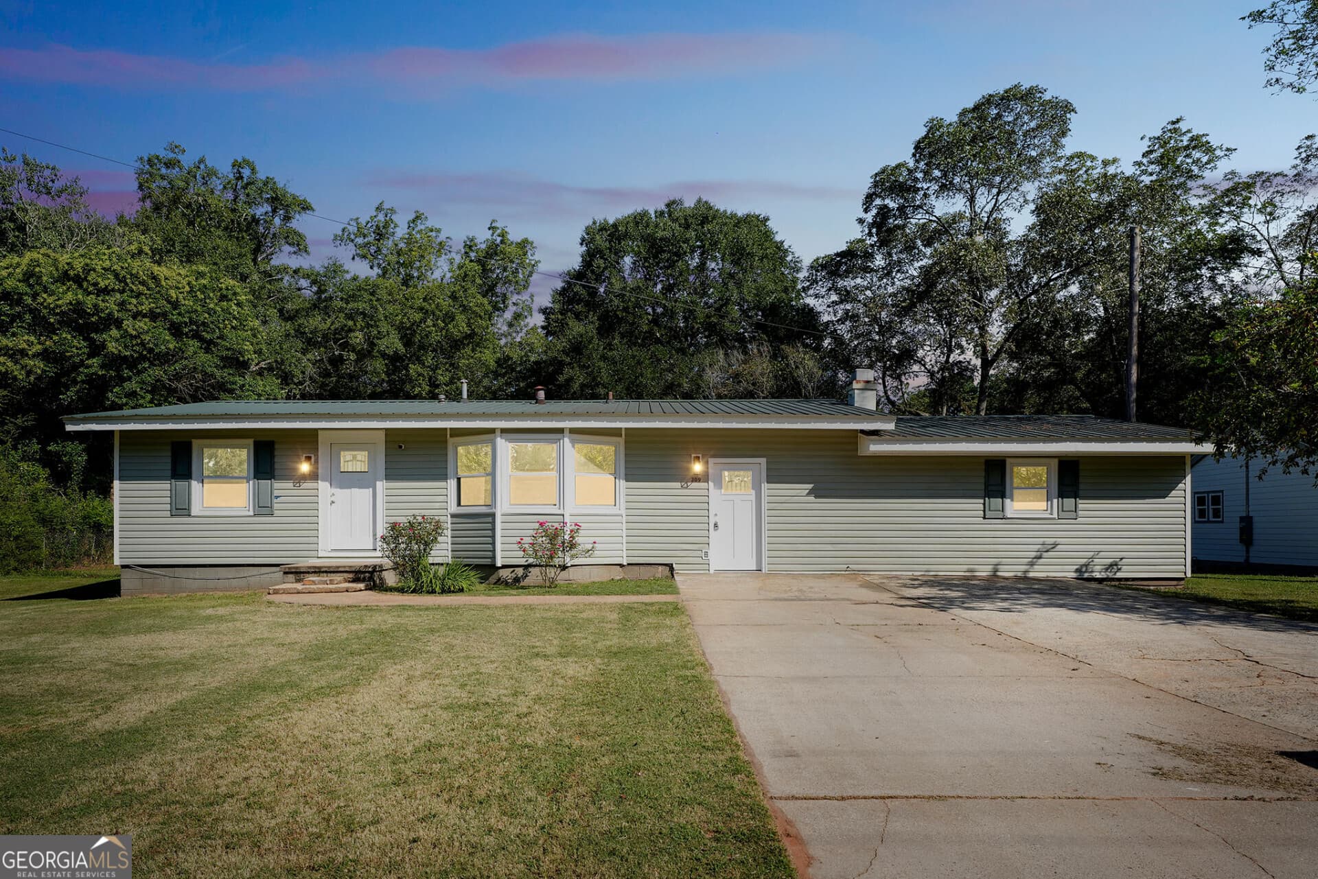 309 Lagrange St — photo 1