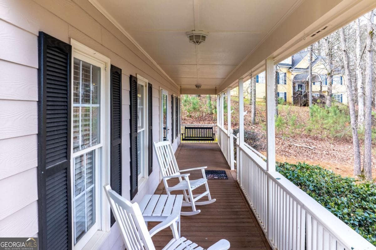 1040 Smithwyck Dr — photo 2