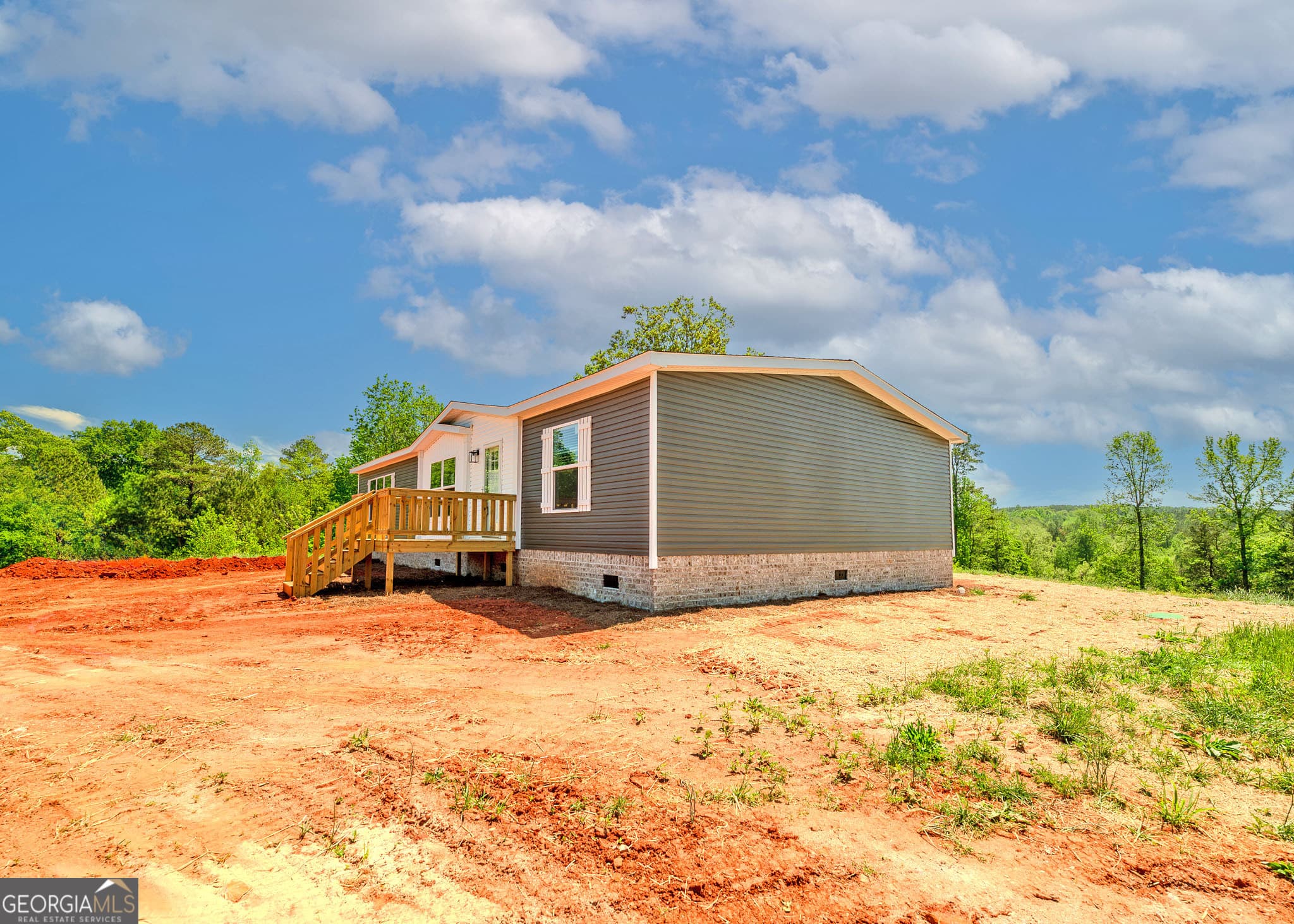 413 Griffin Rd — photo 2