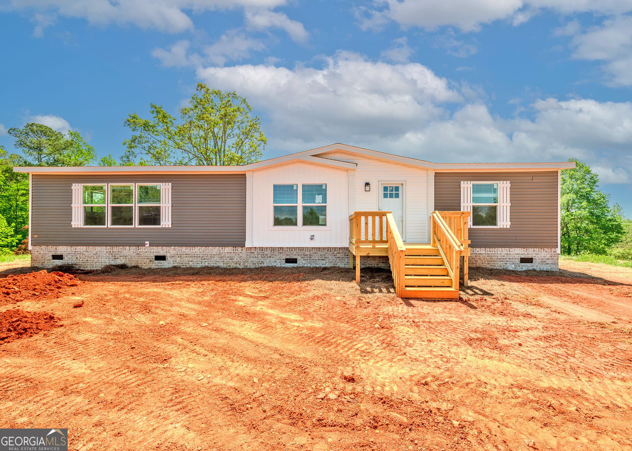 413 Griffin Rd — photo 1