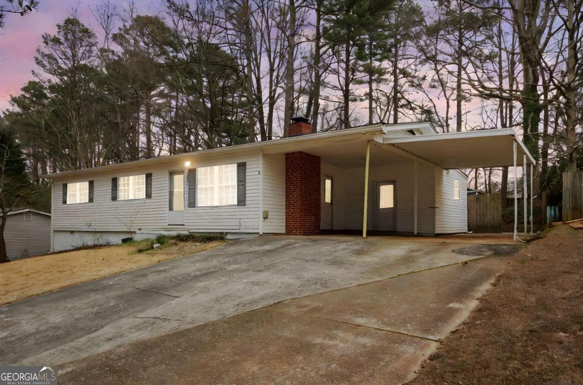 1406 Sycamore Dr — photo 1