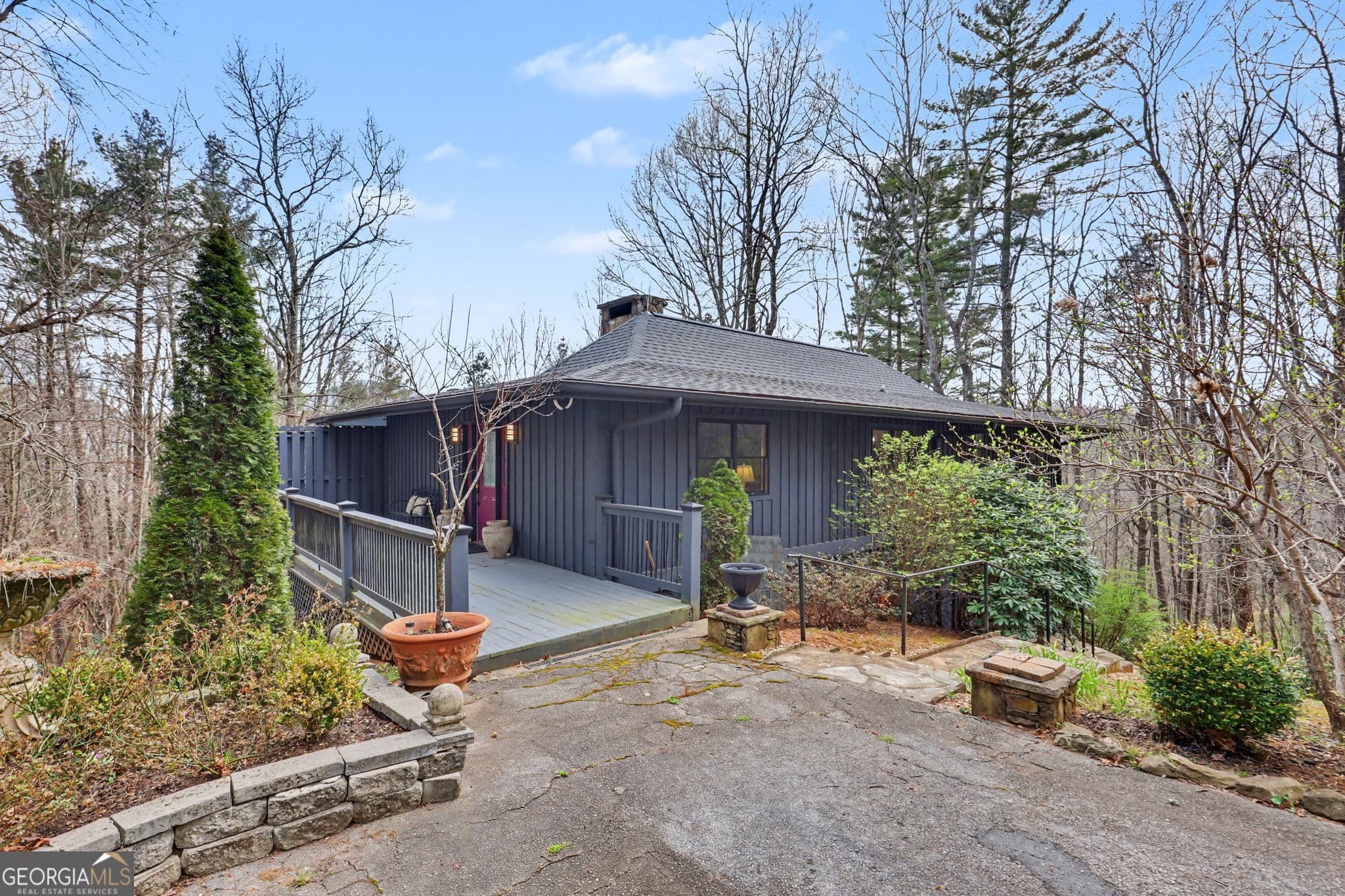 594 Sky High Dr — photo 1