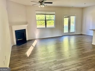 854 Bentley Dr — photo 2