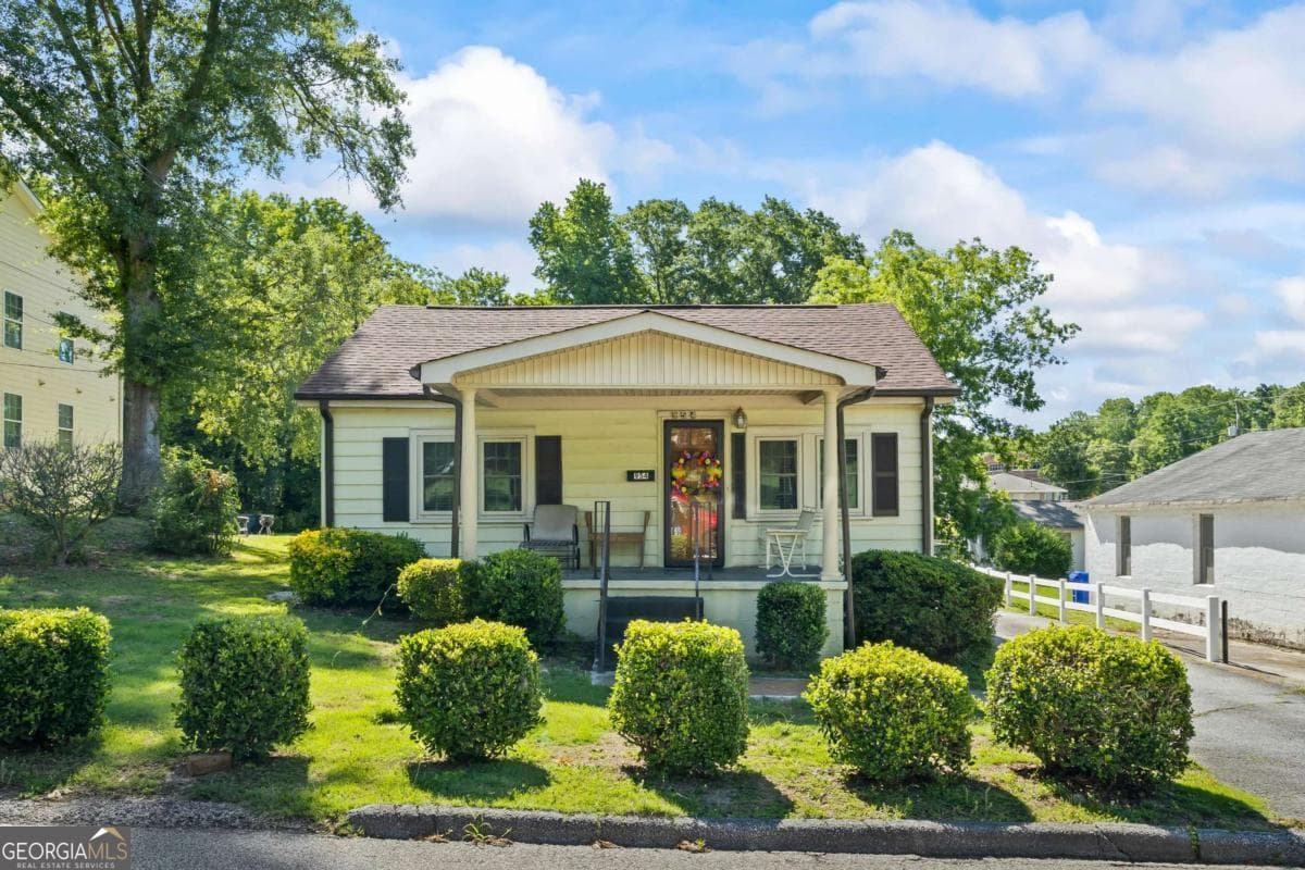 954 Bryant Sw St — photo 1