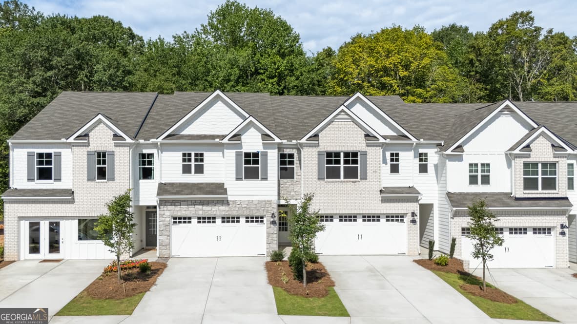 3088 Yellowhammer Dr 32 — photo 1