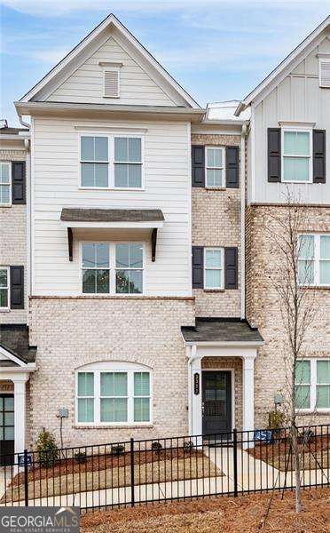 3322 Cranston Ln — photo 2