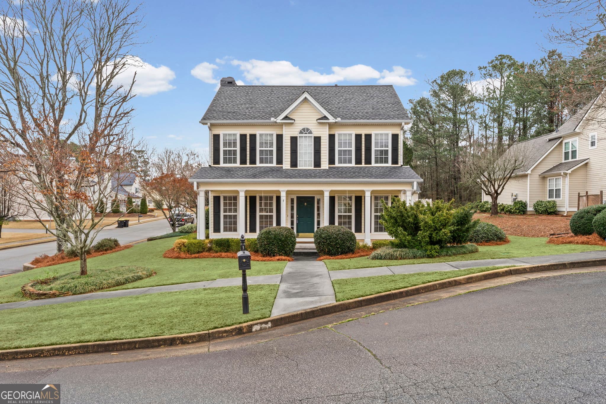 7 The Promenade — photo 2