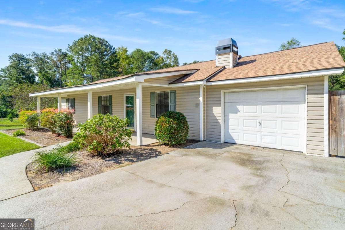 1141 Holly Hills Sw Dr — photo 1