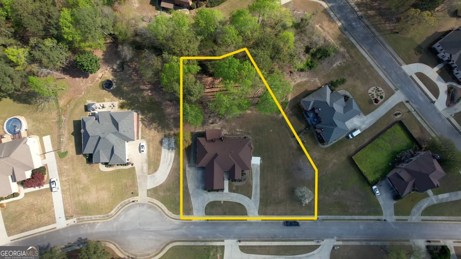 3914 Hershel Dr — photo 36