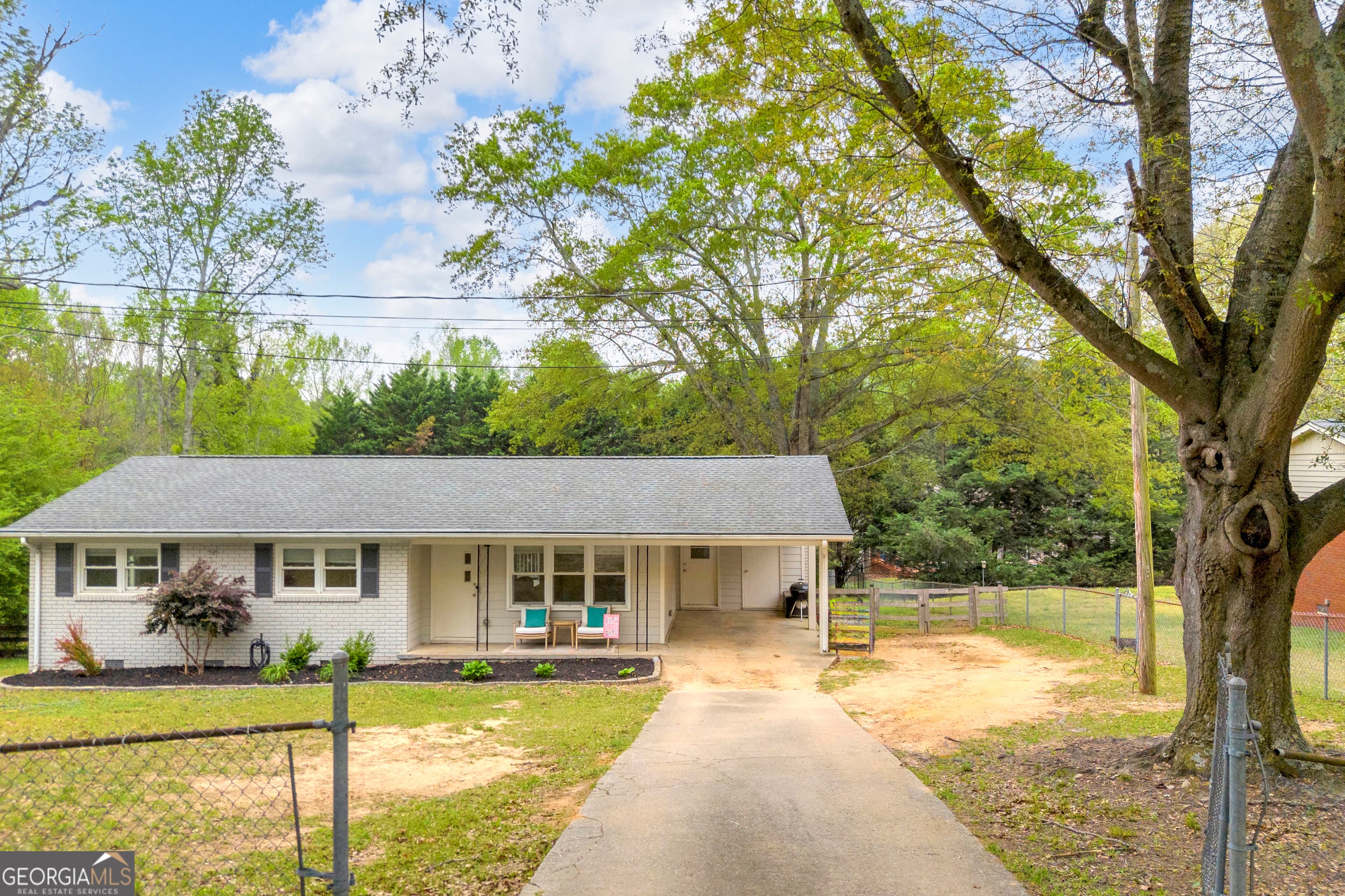 181 Old Airport Rd — photo 2