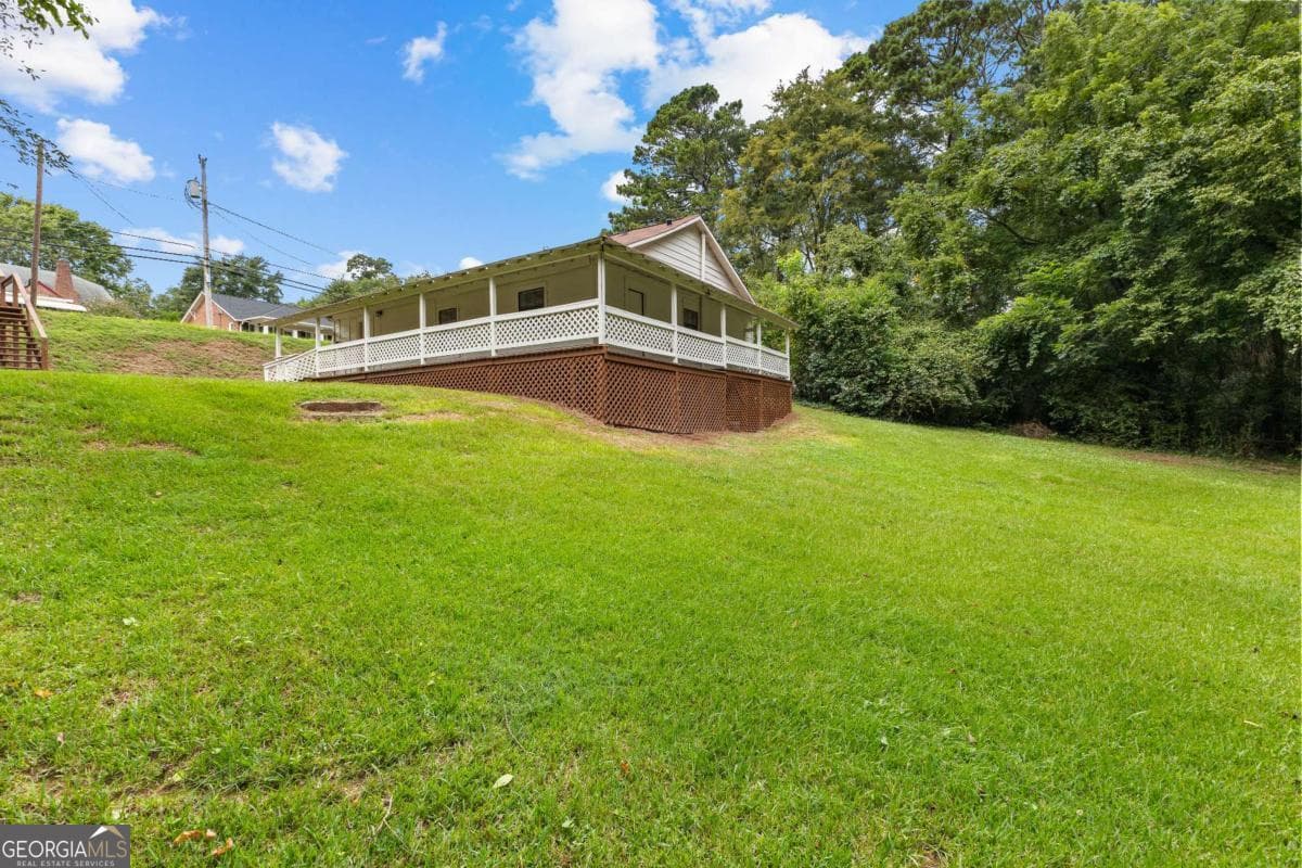 217 Jefferson St — photo 1