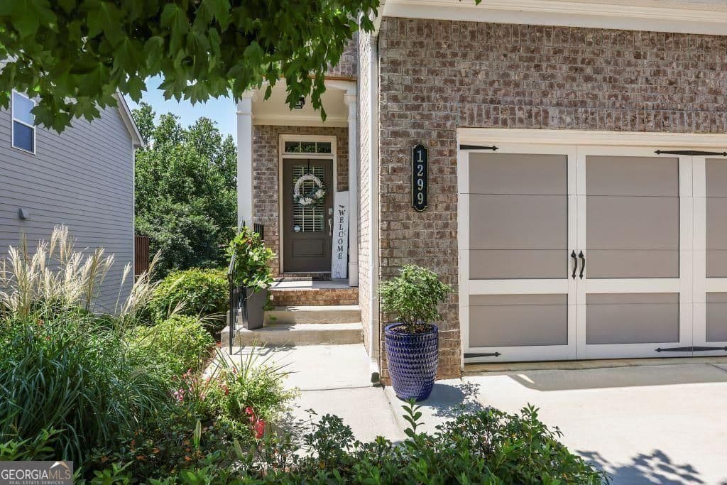 1299 Elderwood Way — photo 1