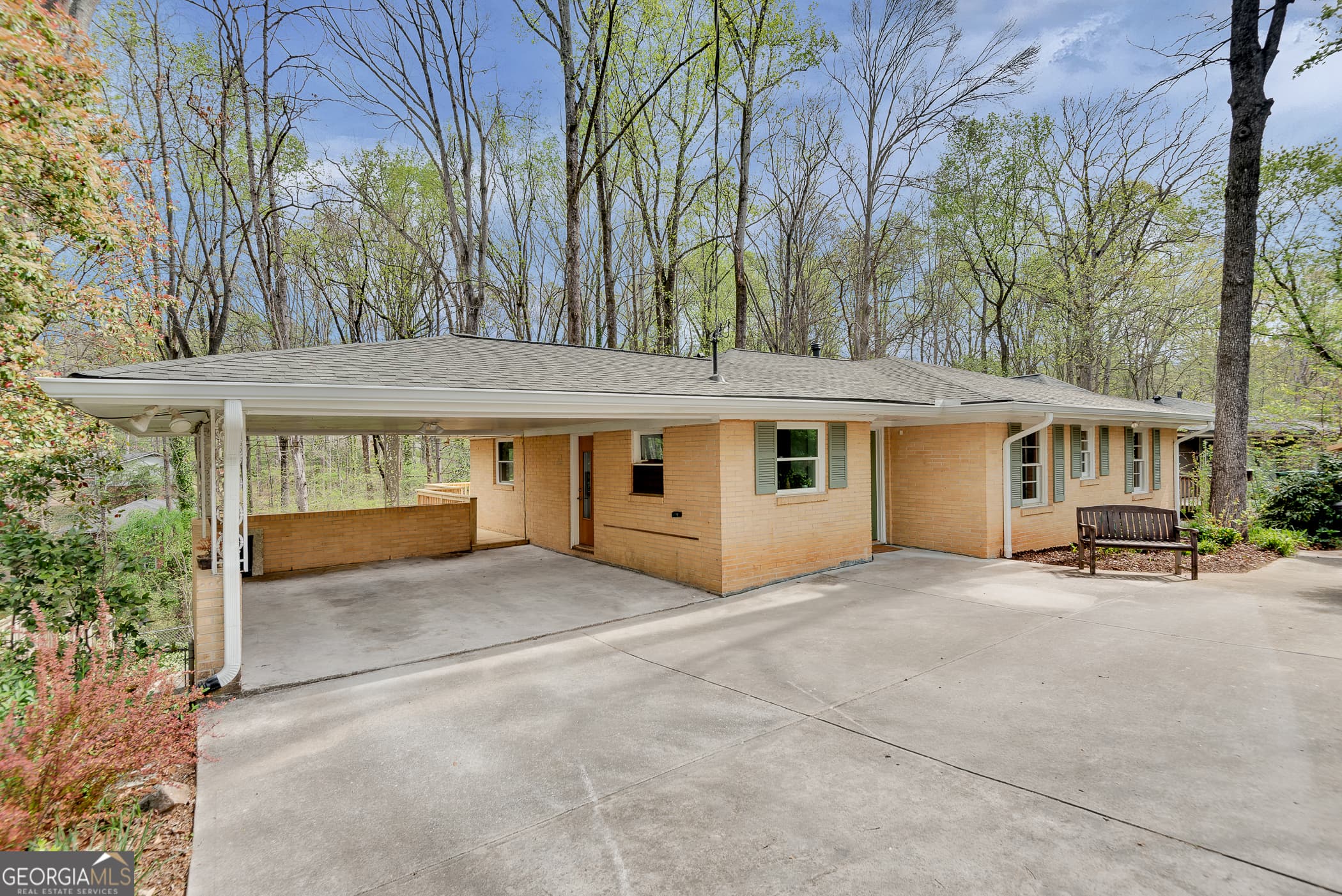 2774 Overlook Ne Dr — photo 1