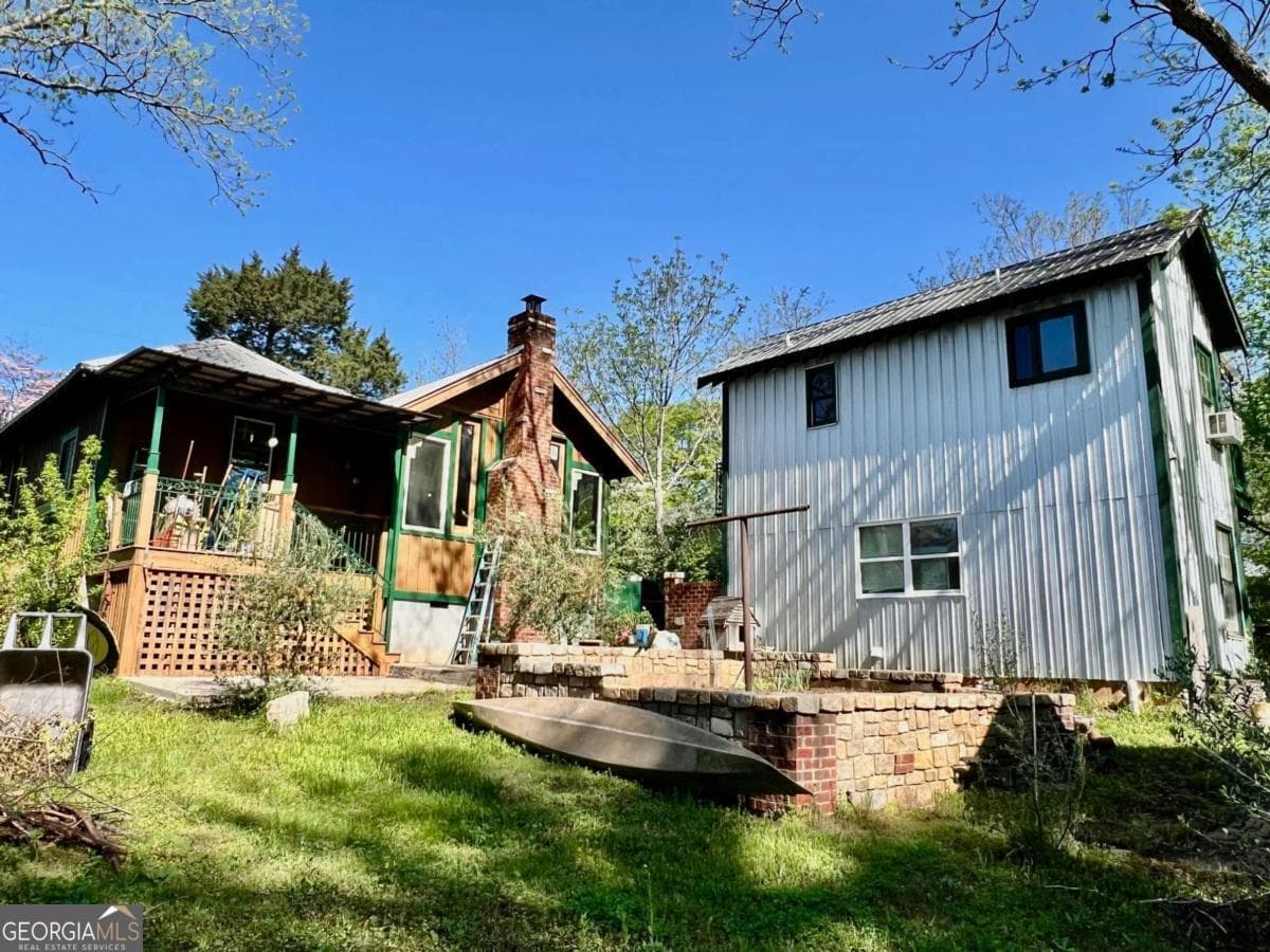 178 First St — photo 1