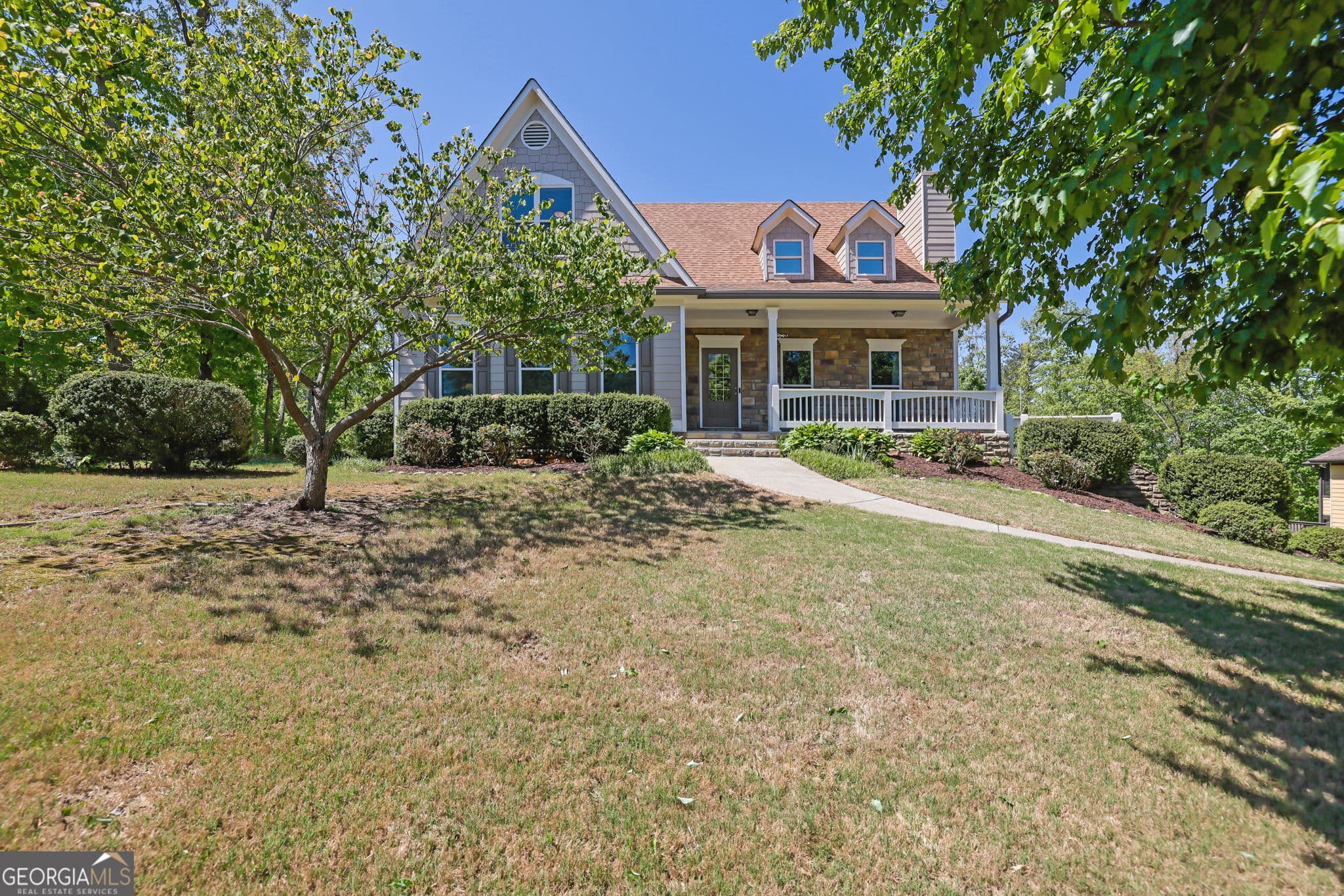 933 Whistler Ln — photo 1