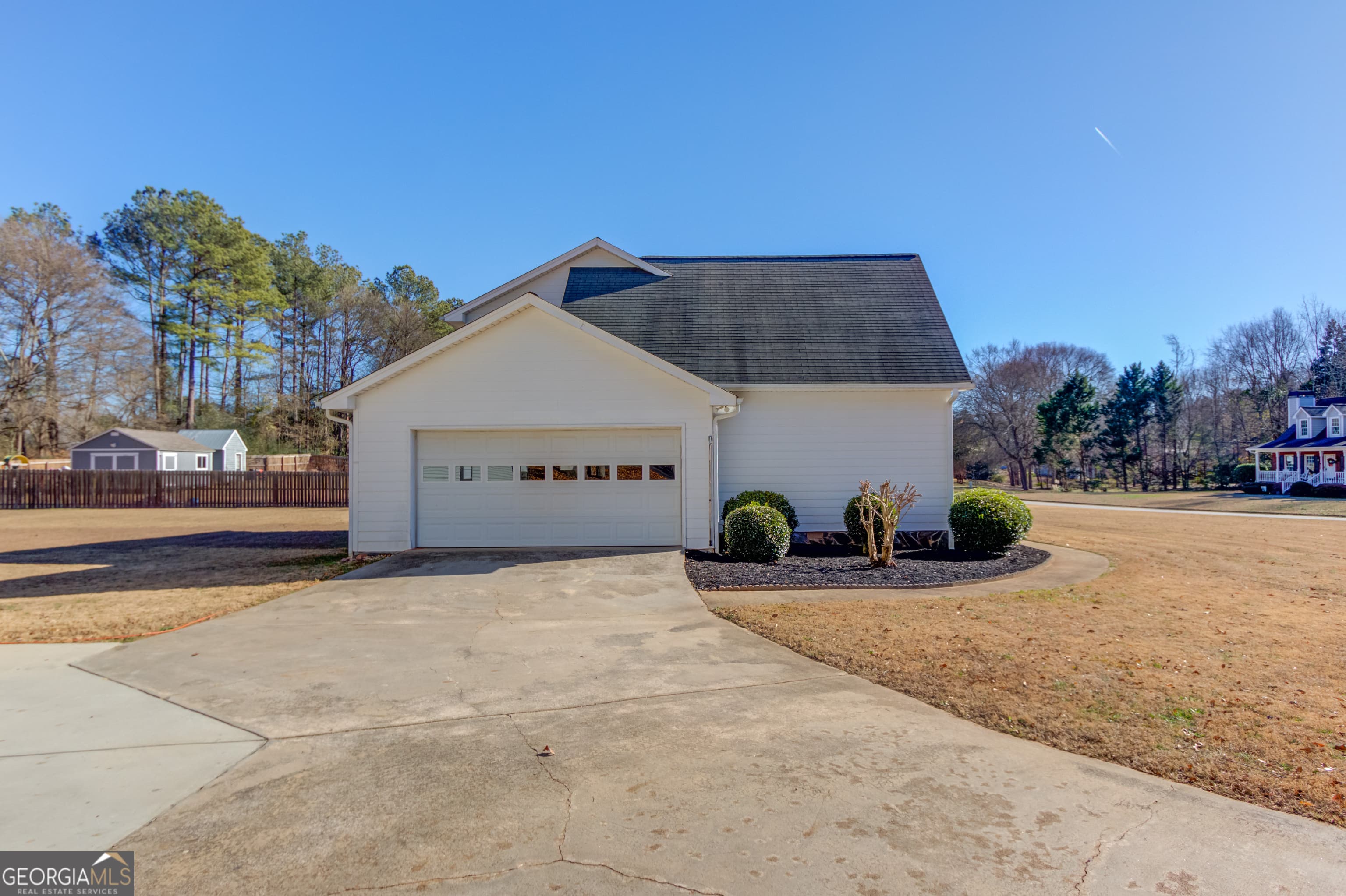 1416 Kingston Way — photo 2