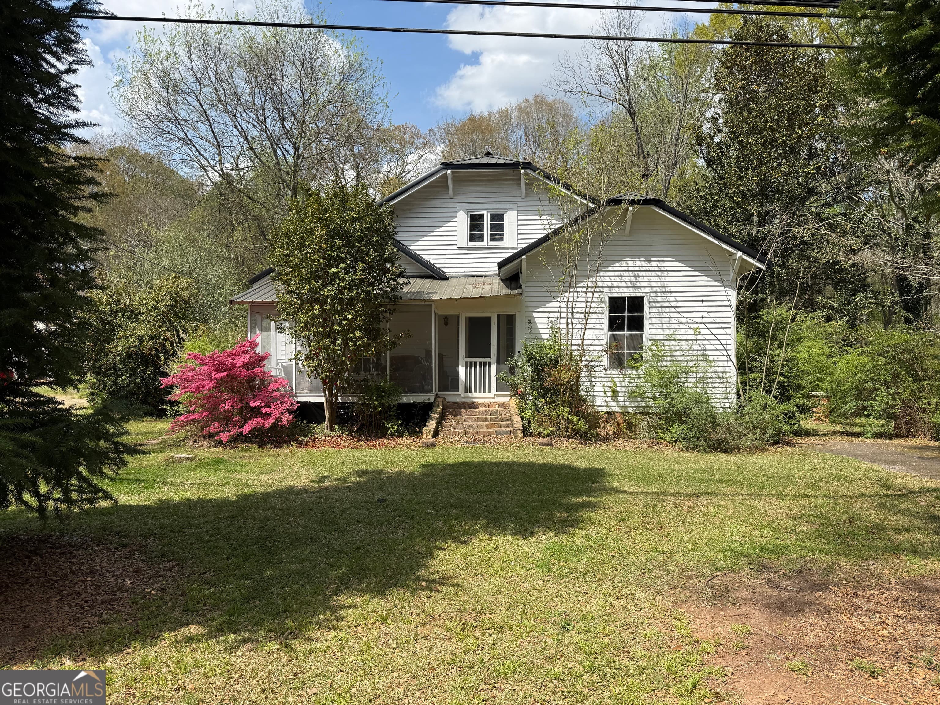 610 E Johnson St — photo 1