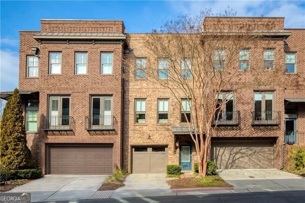 545 Canton Walk — photo 1