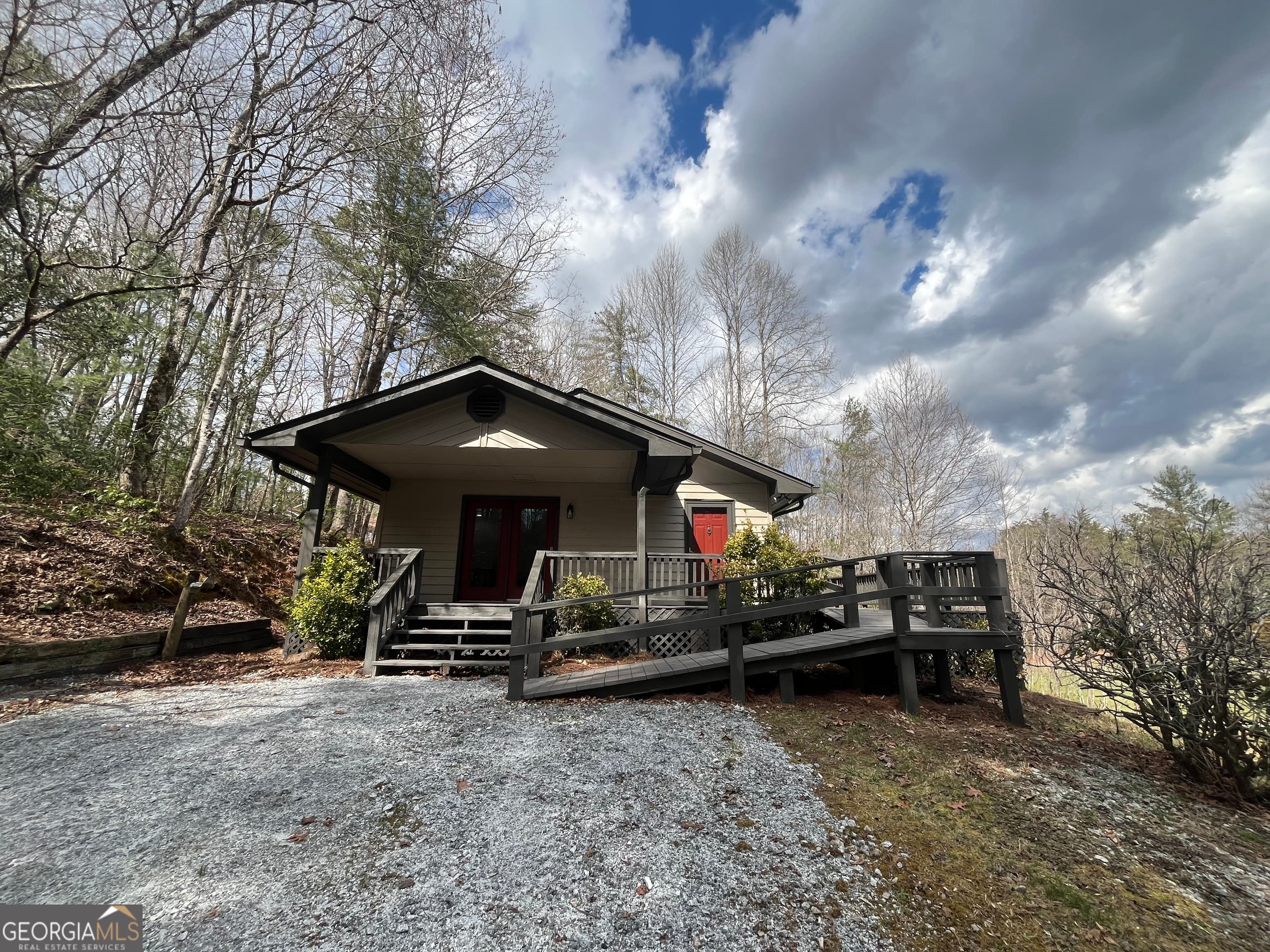 172 Fred Henry Ln — photo 2