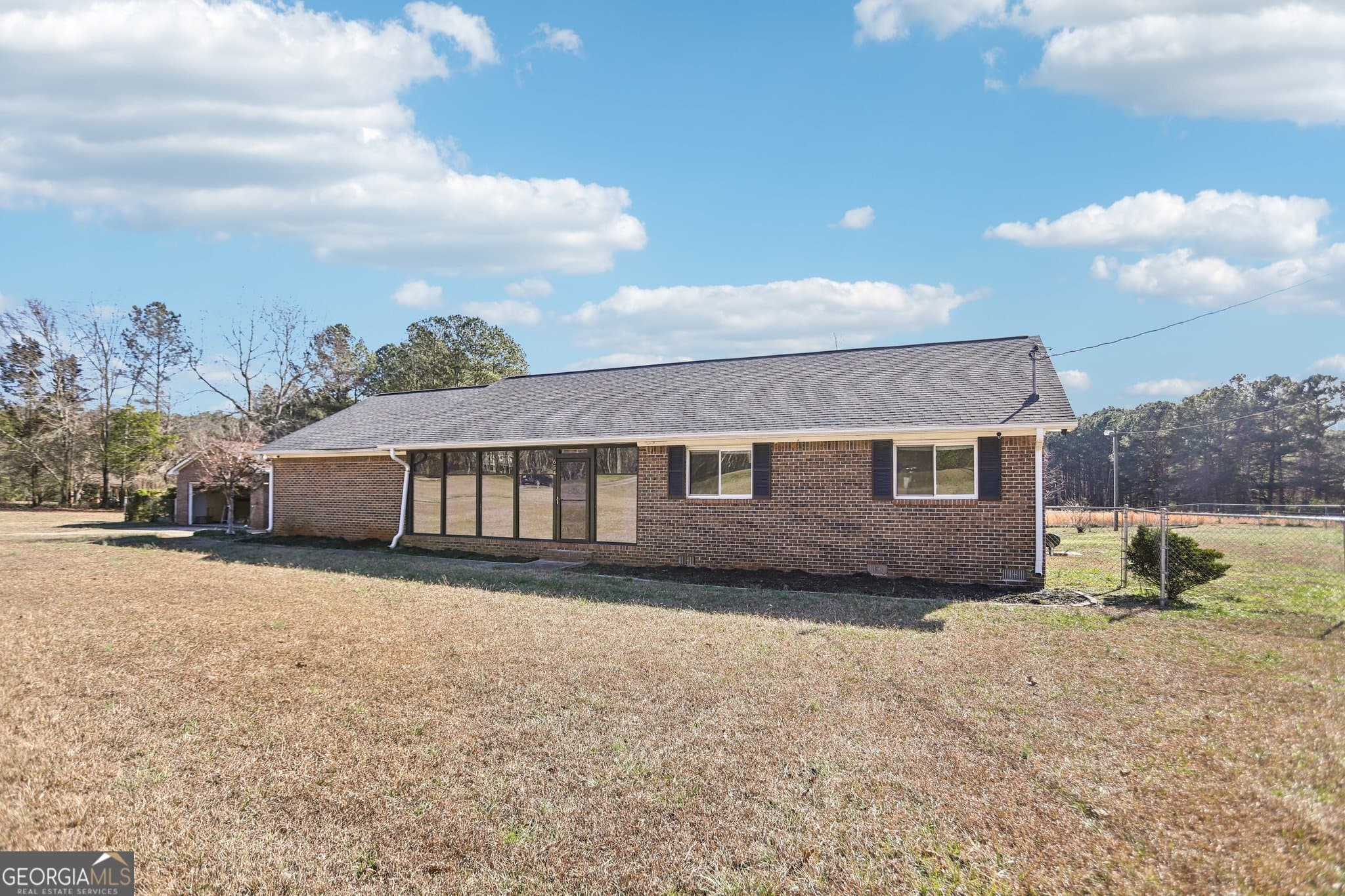 654 Conyers Rd — photo 2