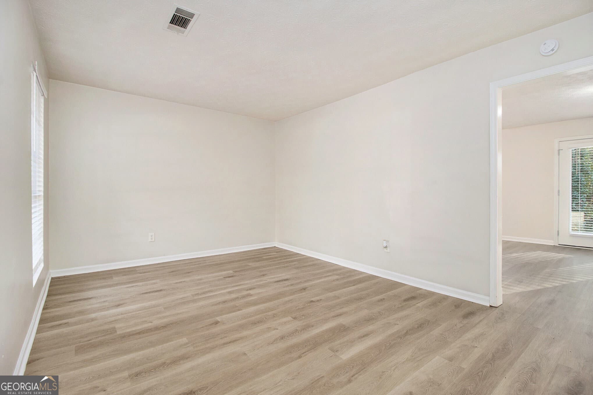 5774 Taffeta Ct — photo 2