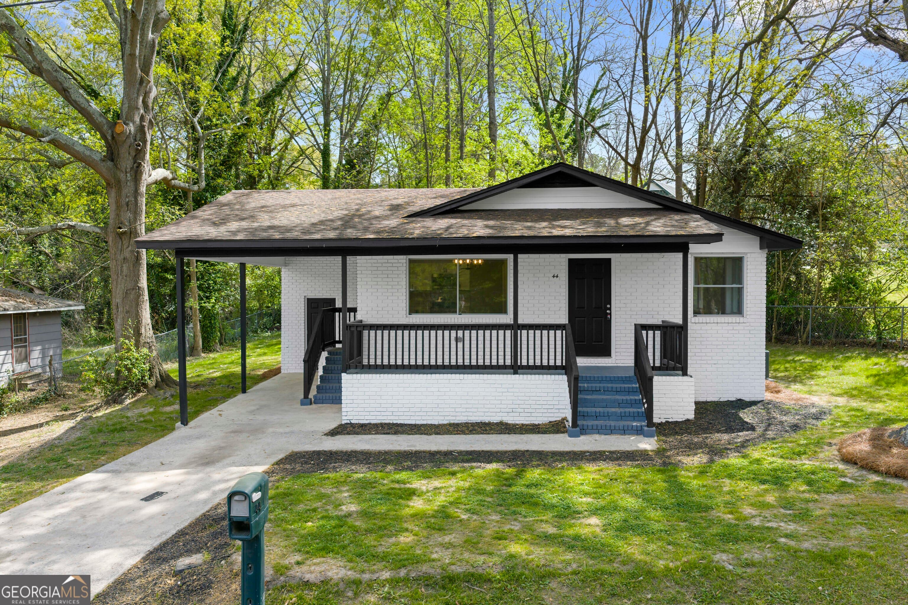 44 Bell St — photo 2