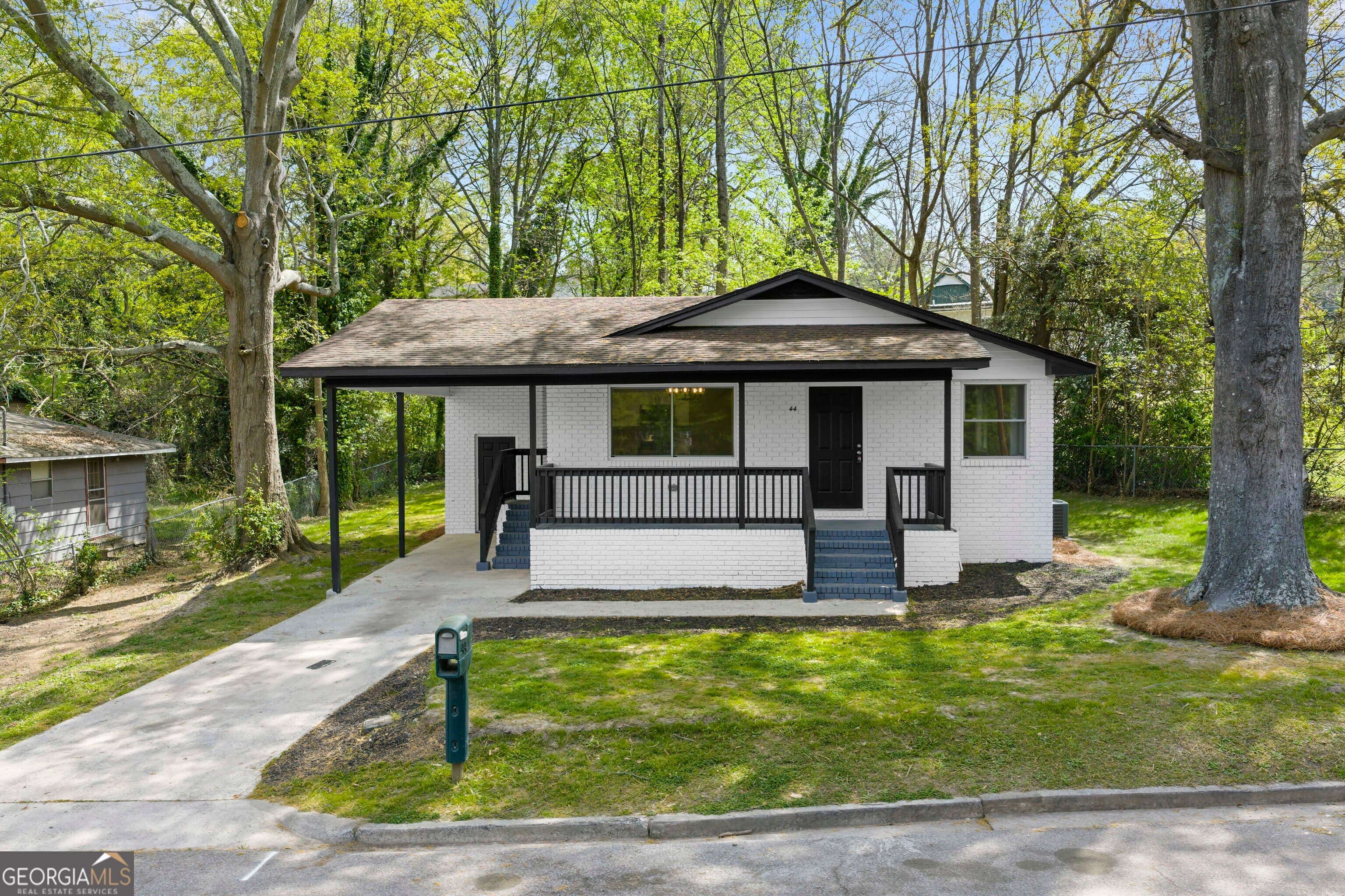 44 Bell St — photo 1