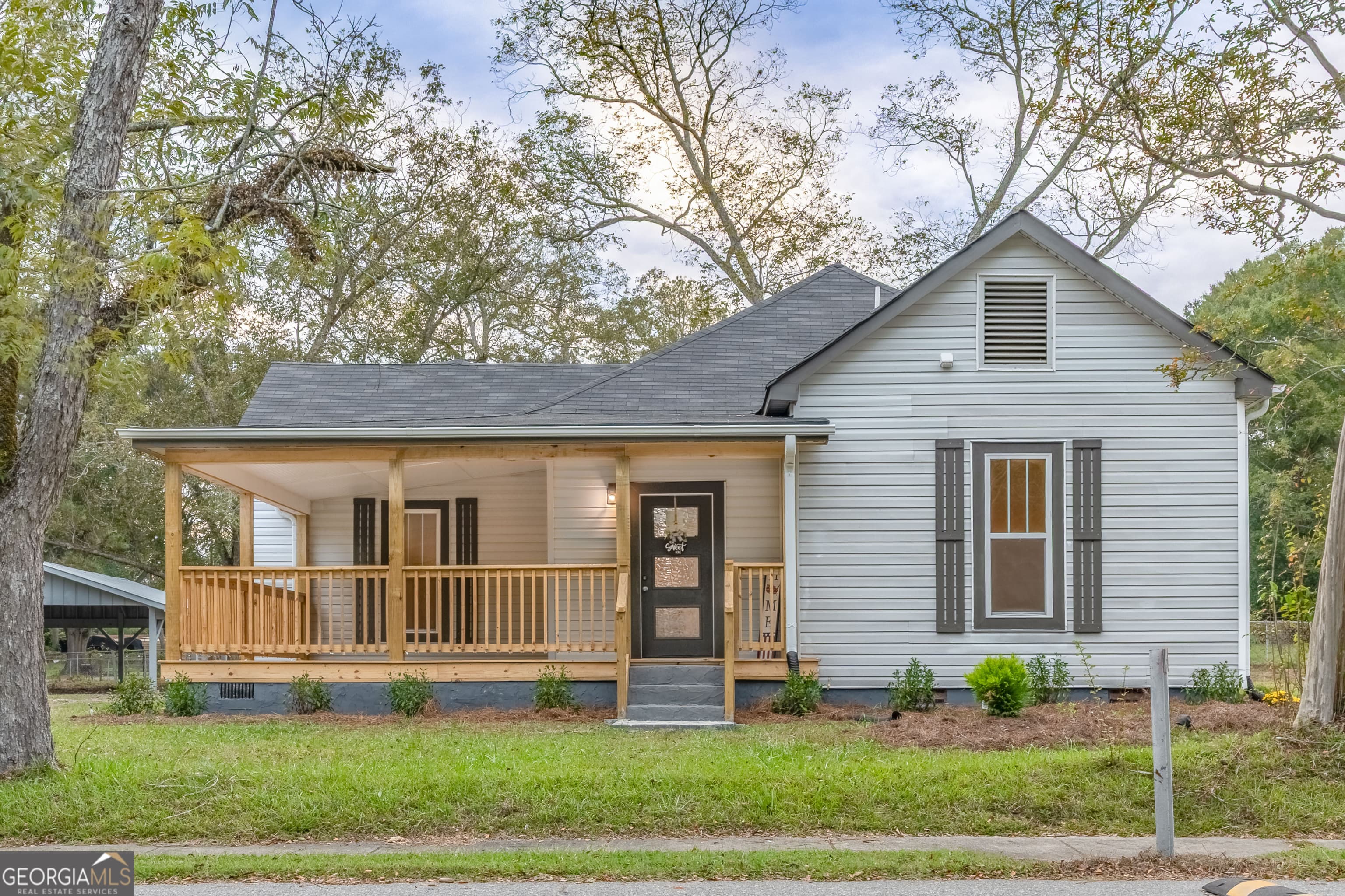 453 Folk Ave — photo 1